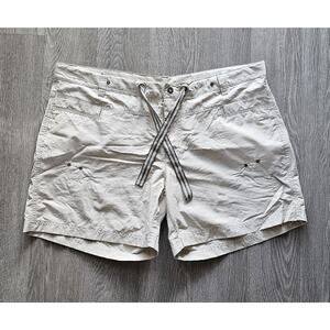 Columbia Womens Omni Shade Shorts Tan Beige XL